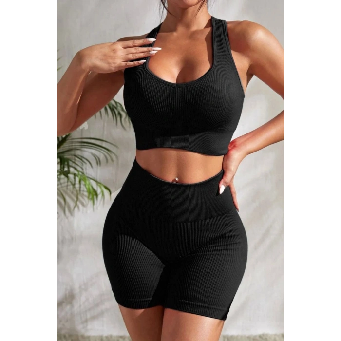 Kadın Siyah Fit Görünümlü Yüksek Bel Spor Crop Top Şort Takımı