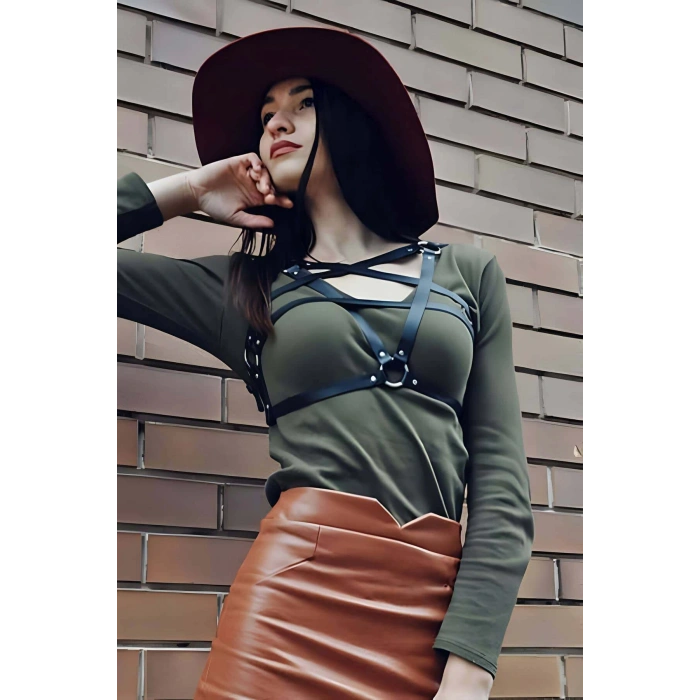 Pentagram Sembollü Deri Göğüs Harness - Brf167