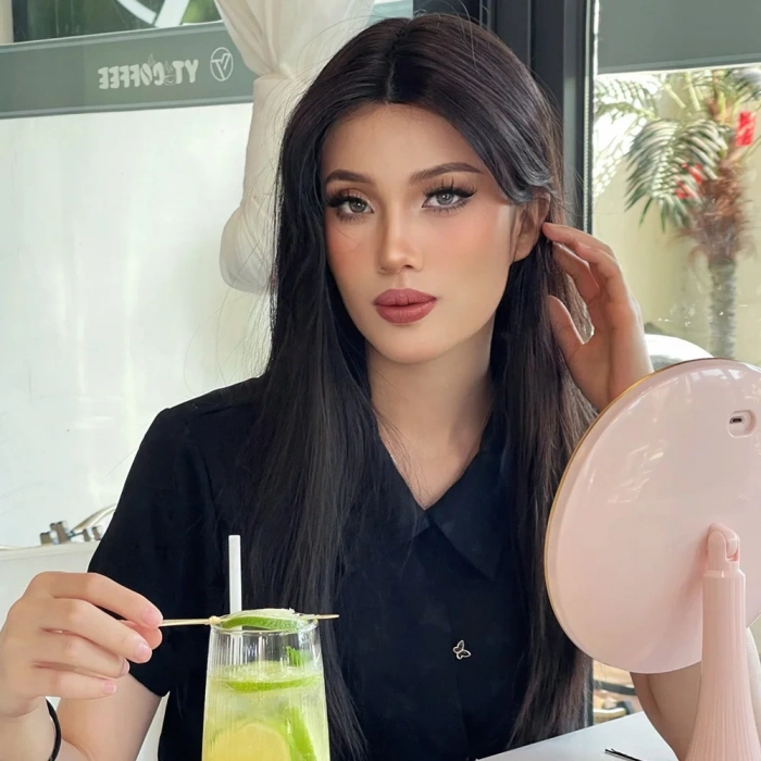 Sıcak Kahverengi Düz Tül Peruk