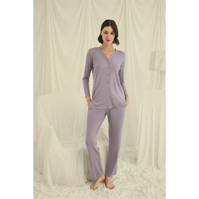 Uzun Kollu Düğmeli V Yaka Pijama Takımı