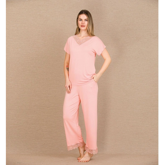 Viskon Şık Tasarım Dantel İşlemeli Açık Pembe Kısa Kol Pijama Takımı