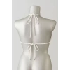 Kadın Beyaz Pedli Üçgen Bikini Üstü Halter Bağlamalı Aksesuarlı