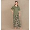 Şık Tasarım Çiçek Desenli Yeşil Kısa Kol Viskon Pijama Takımı