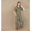 Şık Tasarım Çiçek Desenli Yeşil Kısa Kol Viskon Pijama Takımı