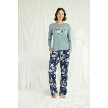 Çiçek Ve Yaprak Desenli Baskılı Pijama Takımı