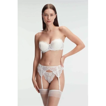 Sütyen, Jartiyer, String Ve Çorap Takımı