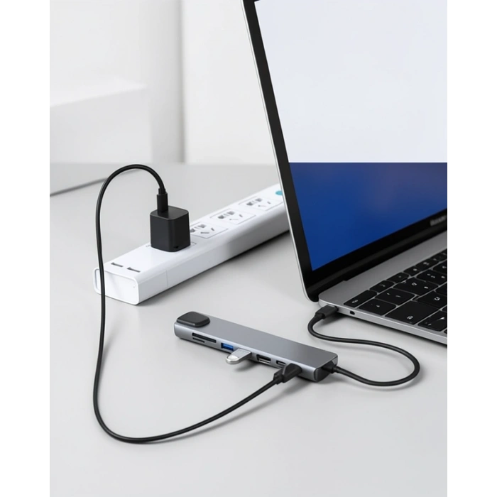 8 Port Type-C Çoğaltıcı