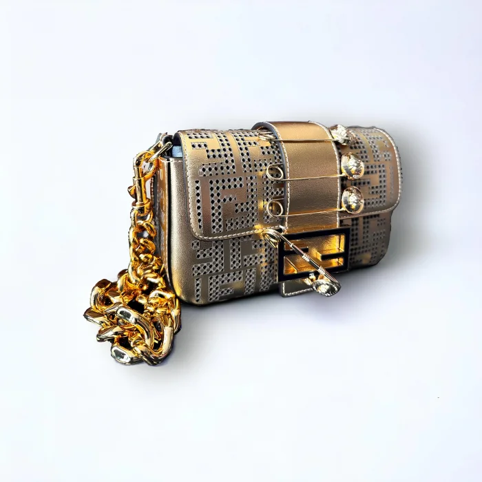 حقيبة فندي × فيرساتشي فيندايس باغيت مربعة مميزة