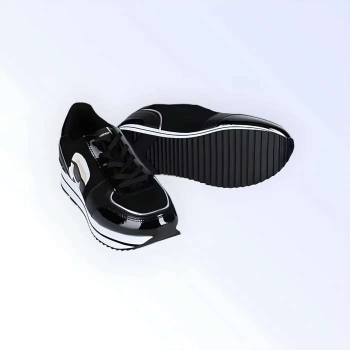 أحذية كارل لاغرفيلد الرياضية