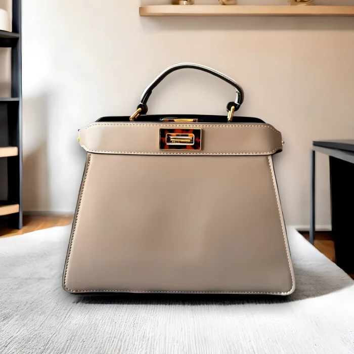 Сумка Fendi Peekaboo