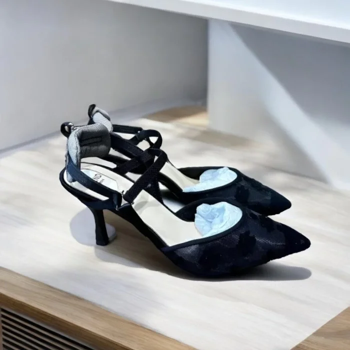 کفش پاشنه بلند فندی