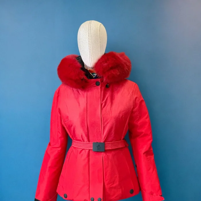 Moncler Kırmızı Kadın Mont