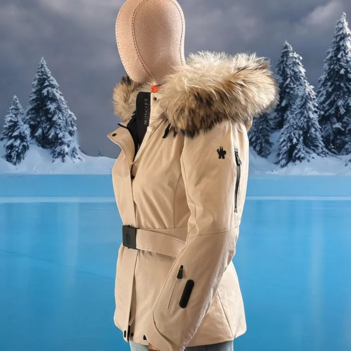 Moncler Krem Kadın Mont
