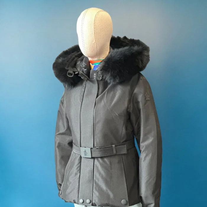 Moncler Siyah Kadın Mont