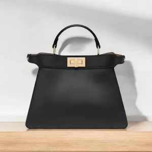 حقيبة فندي بيكابو