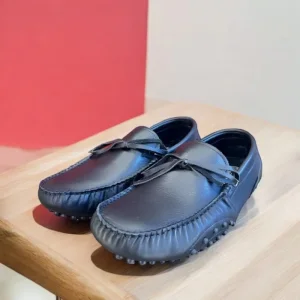 Мужские кожаные туфли Tods Gommino