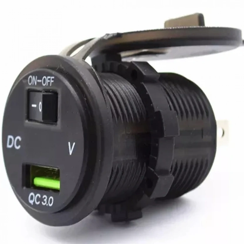 Bir Usb Type-A  Voltmetreli (On-Off Anahtarlı)