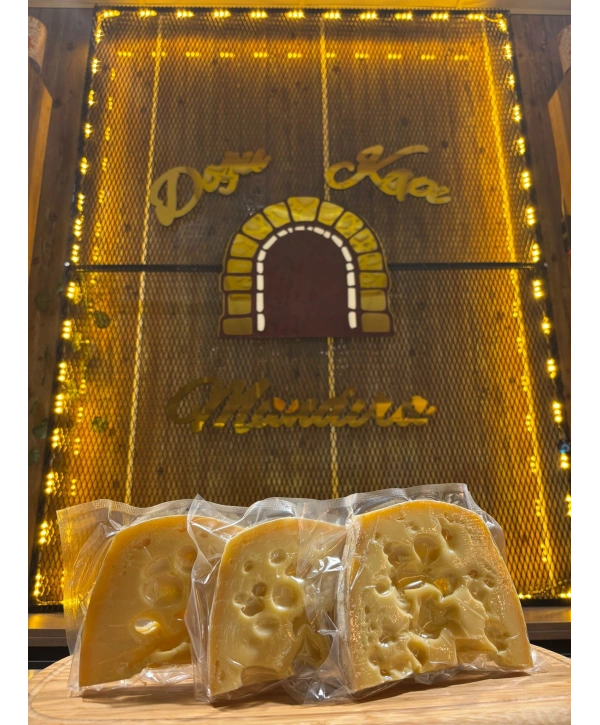 Gravyer Peyniri ( 1 KG )