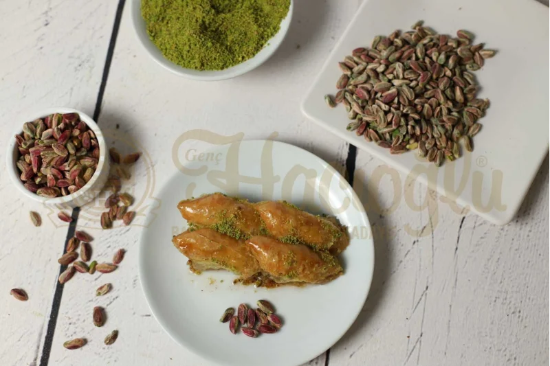 Fıstıklı Şöbiyet Baklava