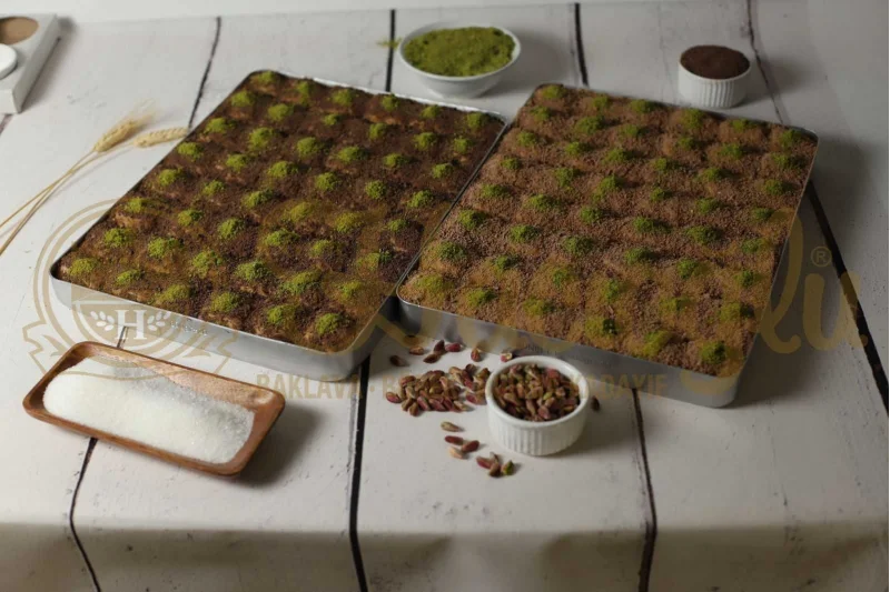 Sütlü Çikolatalı Fıstıklı Soğuk Baklava