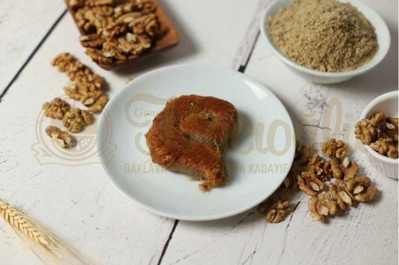 Cevizli Burma Kadayıf