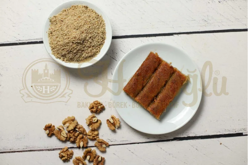 Cevizli Kadayıf Sarma