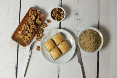 Cevizli Sütlü Nuriye