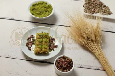 Fıstıklı Özel Baklava