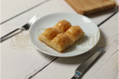 Kaymaklı Baklava