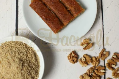 Cevizli Kadayıf Sarma