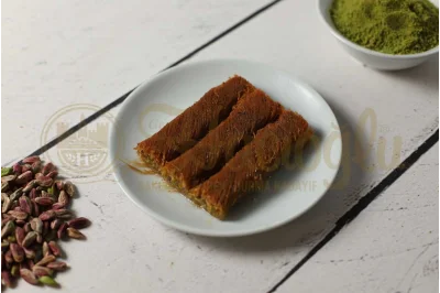Fıstıklı Sarma Kadayıf