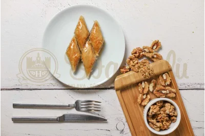 Cevizli Kesme Baklava