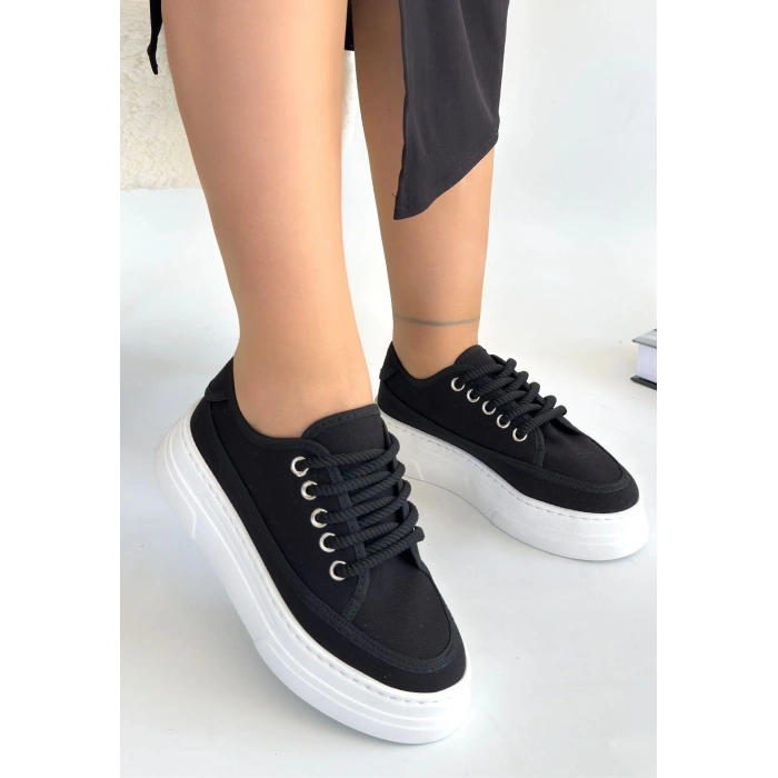 Carin Leopar Süet Bağcıklı Spor Ayakkabı