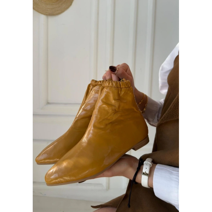 Jarla Siyah Rugan Bot