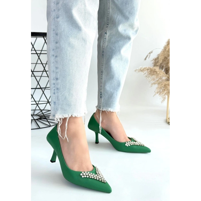 Mekta Siyah Cilt Topuklu Ayakkabı