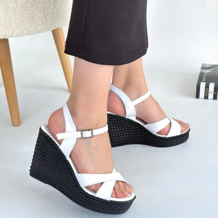 Minna Bej Cilt Dolgu Topuk Sandalet