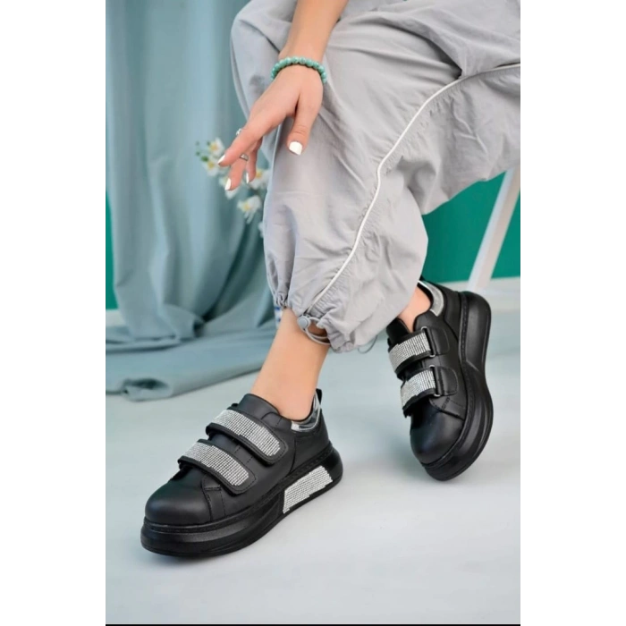 Nino Siyah Cilt Simli Cırt Cırtlı Spor Ayakkabı