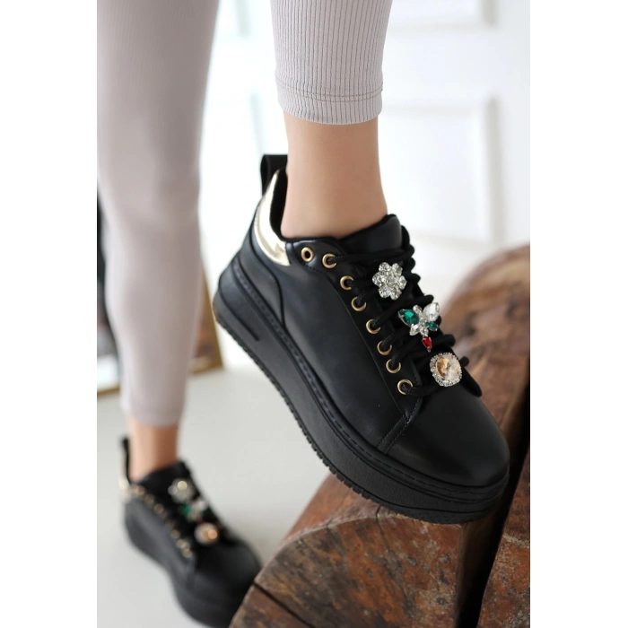 Tenya Siyah Cilt Taşlı Bağcıklı Spor Ayakkabı