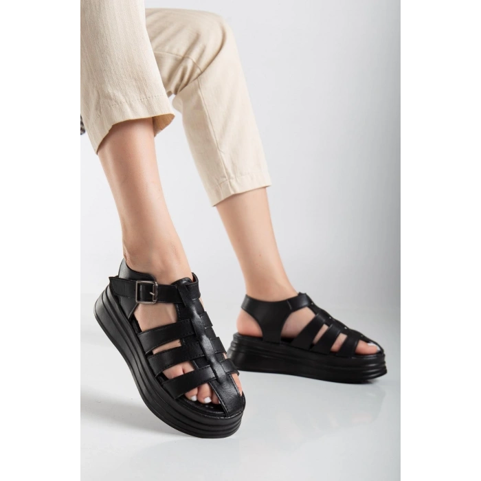 Toten Bej Cilt Kemerli Sandalet