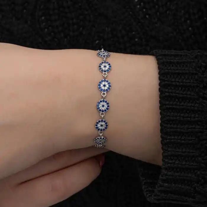 ​Gümüş Nazar Boncuklu Kadın Bileklik