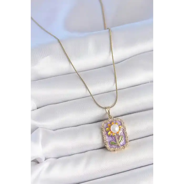 316L Çelik Gold Renk Zincir Mor Mineli İncili Papatya İşlemeli Portre Model Kadın Kolye