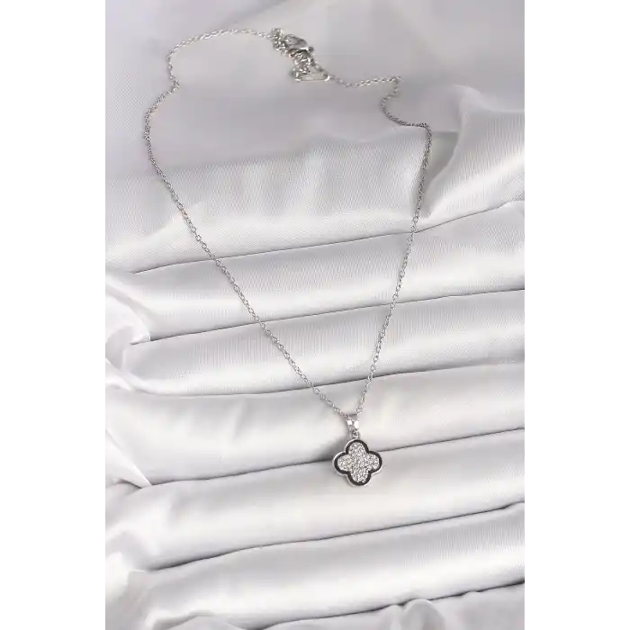 316L Çelik Gümüş Renk Zincir Zirkon Taşlı Yonca Model Kadın Kolye
