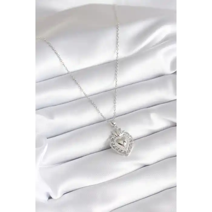 316L Çelik Gümüş Renk Zirkon Taş Detay Taç Kalp Model Kadın Kolye