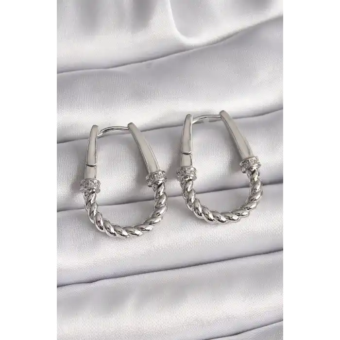 316L Çelik Gümüş Renk Zirkon Taş Detaylı Burma Halka Model Kadın Küpe