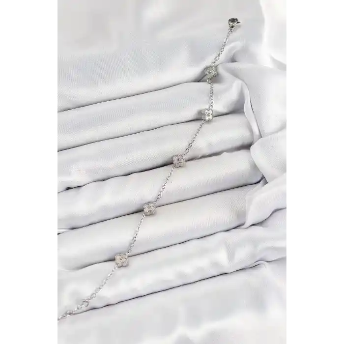 316L Çelik Yonca Model Gümüş Renk Kadın Bileklik