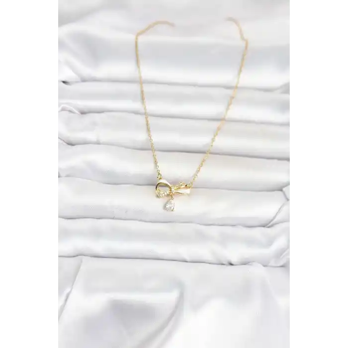 316L Çelik Zincir Gold Renk Fiyonk Model Kadın Kolye