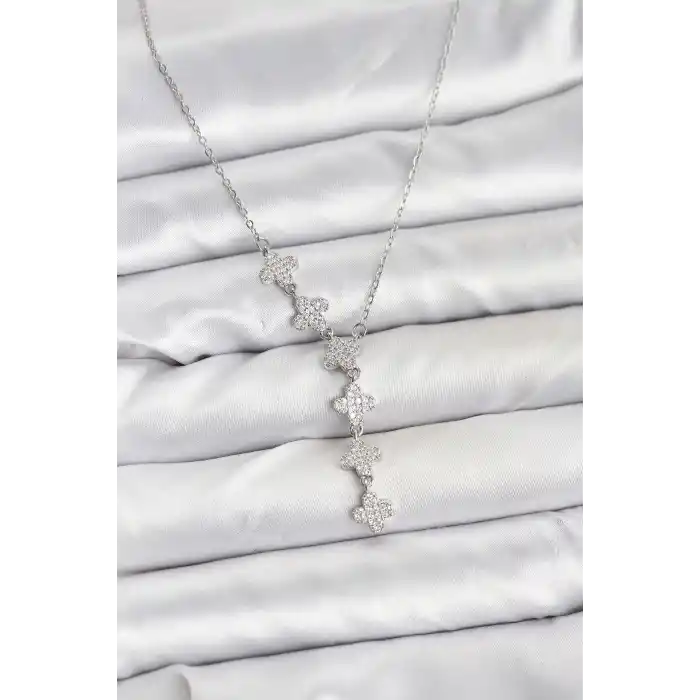 316L Çelik Zincir Gümüş Renk Yonca Model Kadın Kolye