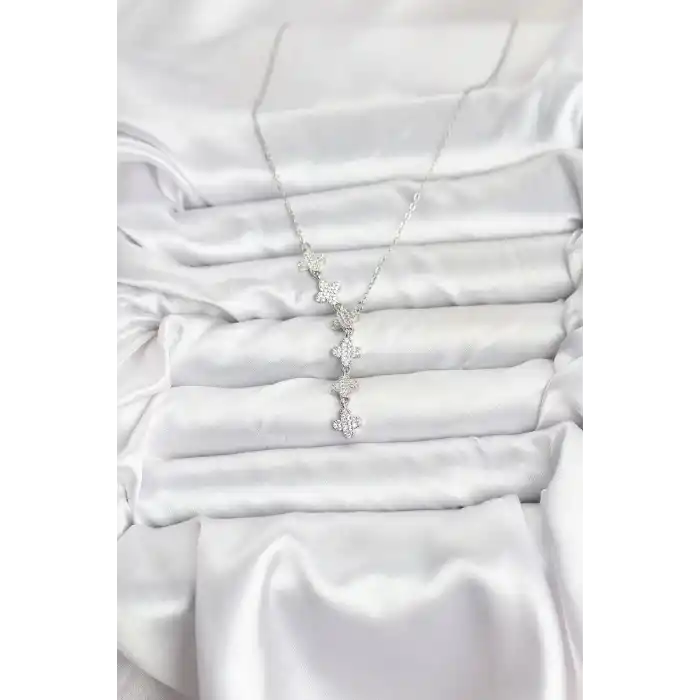 316L Çelik Zincir Gümüş Renk Yonca Model Kadın Kolye