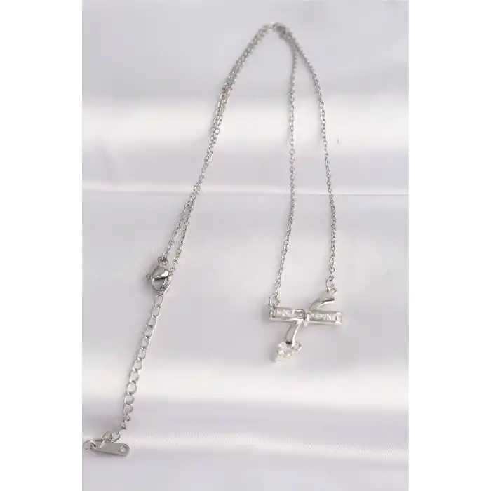 316L Çelik Zincir Gümüş Renk Zirkon Taşlı Kalp Detay Fiyonk Kolye