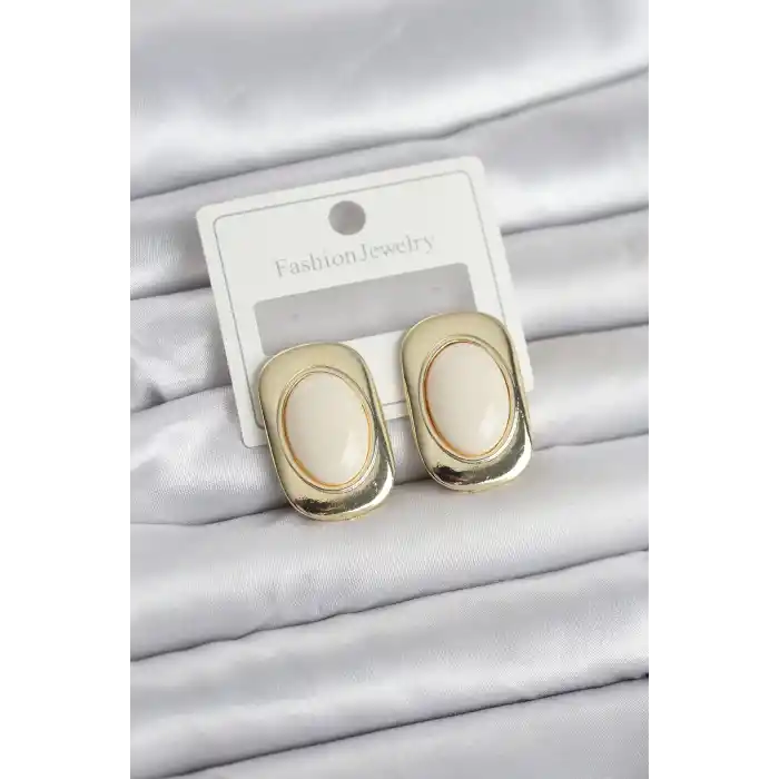 Beyaz Renk Kare Model Vintage Kadın Küpe